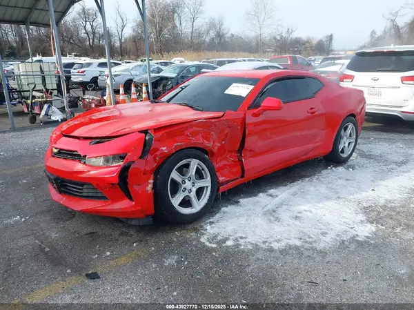 1G1FB1RXXJ0155918 2018 CHEVROLET CAMARO - Image 2