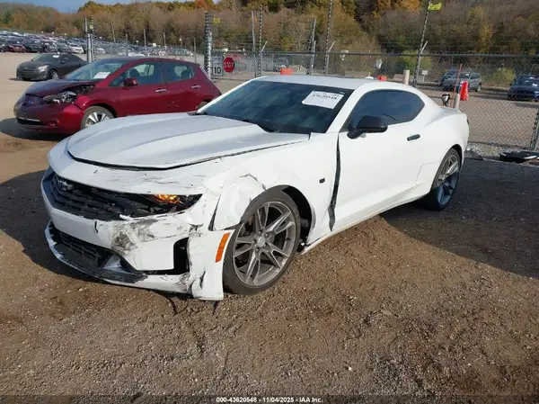 1G1FB1RXXK0116487 2019 CHEVROLET CAMARO - Image 2