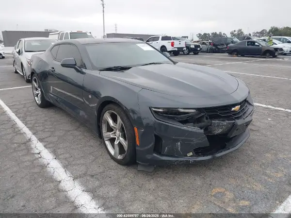 1G1FB1RXXK0154740 2019 CHEVROLET CAMARO - Image 1