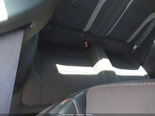 1G1FB3DS0J0127861 2018 CHEVROLET CAMARO - Image 8