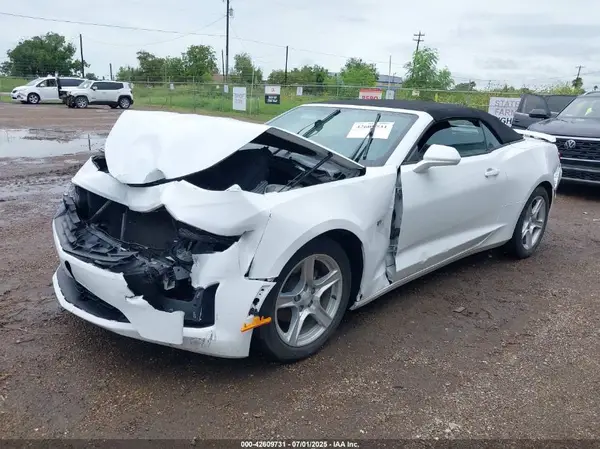 1G1FB3DS0K0118577 2019 CHEVROLET CAMARO - Image 2