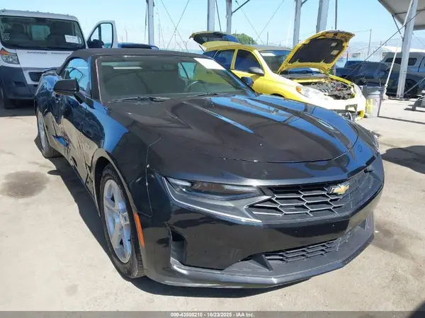 1G1FB3DS0K0140742 2019 CHEVROLET CAMARO - Image 1