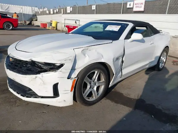 1G1FB3DS1L0111431 2020 CHEVROLET CAMARO - Image 2