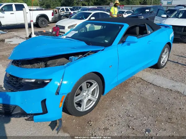 1G1FB3DS1P0137842 2023 CHEVROLET CAMARO - Image 2