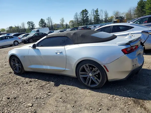1G1FB3DS2J0126176 2018 CHEVROLET CAMARO - Image 2