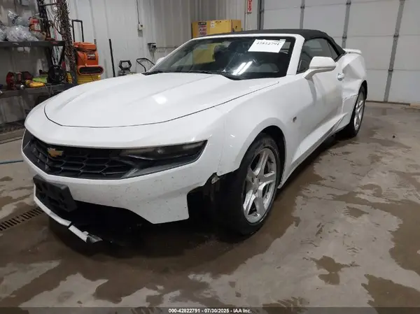 1G1FB3DS2L0114161 2020 CHEVROLET CAMARO - Image 2