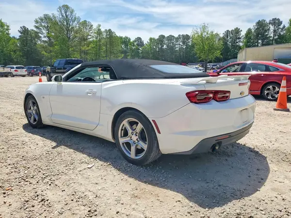 1G1FB3DS3K0111560 2019 CHEVROLET CAMARO - Image 2