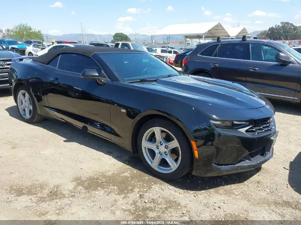 1G1FB3DS3K0144784 2019 CHEVROLET CAMARO - Image 1