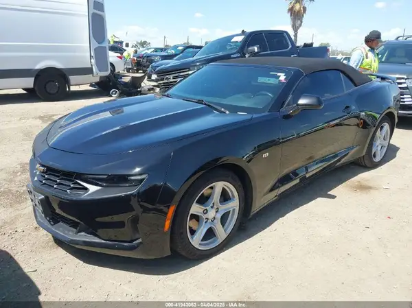 1G1FB3DS3K0144784 2019 CHEVROLET CAMARO - Image 2