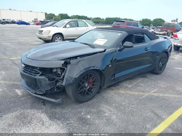 1G1FB3DS3L0113911 2020 CHEVROLET CAMARO - Image 2