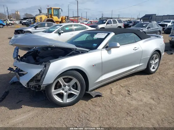 1G1FB3DS4K0110496 2019 CHEVROLET CAMARO - Image 2