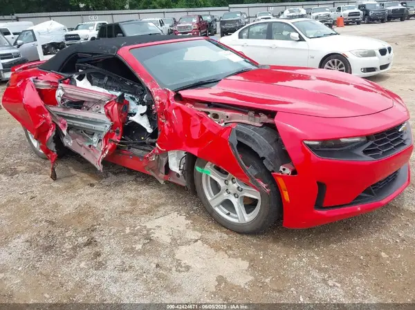 1G1FB3DS4K0124091 2019 CHEVROLET CAMARO - Image 1