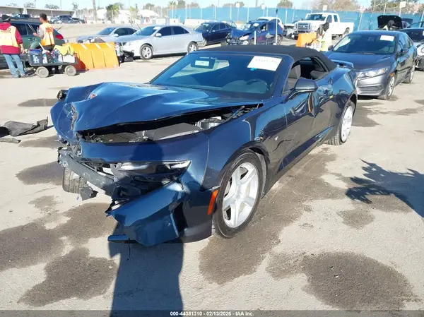 1G1FB3DS5P0128738 2023 CHEVROLET CAMARO - Image 2