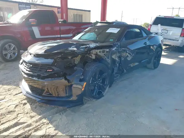 1G1FB3DS5R0108864 2024 CHEVROLET CAMARO - Image 2