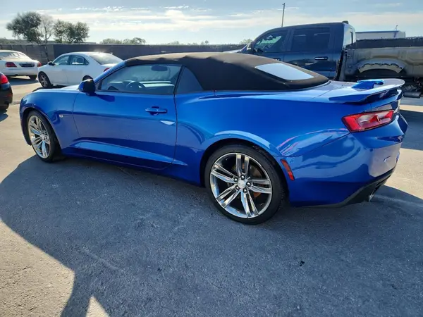1G1FB3DS6J0101233 2018 CHEVROLET CAMARO - Image 2