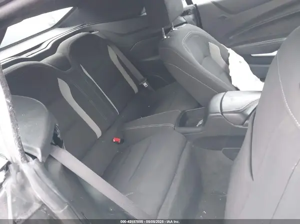 1G1FB3DS6J0110529 2018 CHEVROLET CAMARO - Image 8