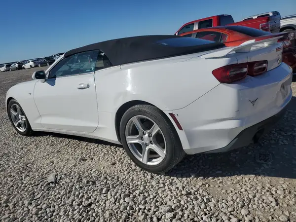 1G1FB3DS6K0121337 2019 CHEVROLET CAMARO - Image 2