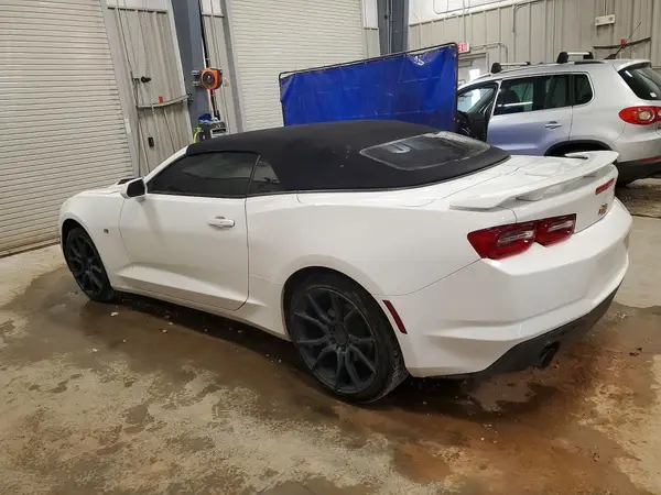 1G1FB3DS6K0127333 2019 CHEVROLET CAMARO - Image 2