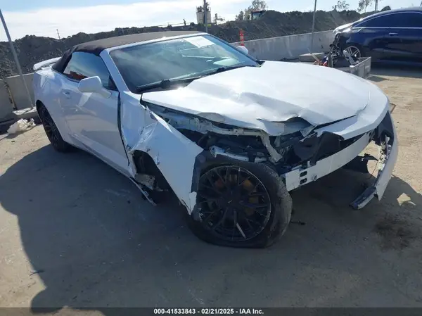 1G1FB3DS6K0142544 2019 CHEVROLET CAMARO - Image 1