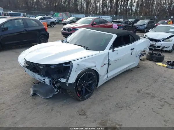 1G1FB3DS6P0114072 2023 CHEVROLET CAMARO - Image 2