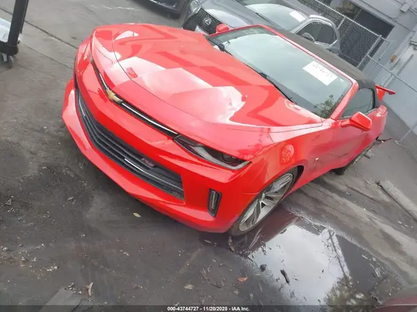 1G1FB3DS7J0155088 2018 CHEVROLET CAMARO - Image 2