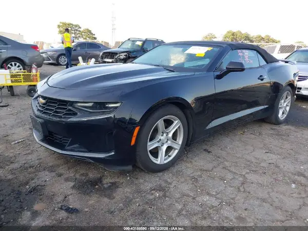 1G1FB3DS7K0116843 2019 CHEVROLET CAMARO - Image 2