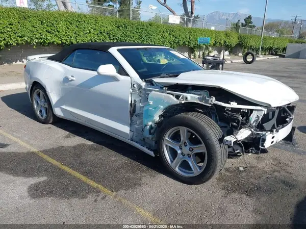 1G1FB3DS7K0120438 2019 CHEVROLET CAMARO - Image 1