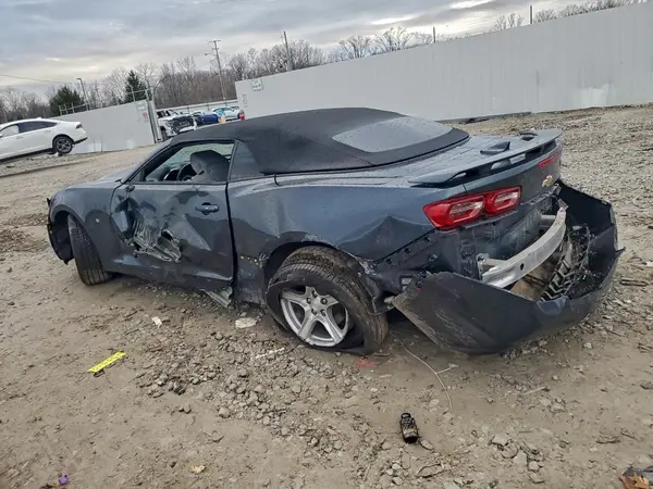 1G1FB3DS7K0135540 2019 CHEVROLET CAMARO - Image 2