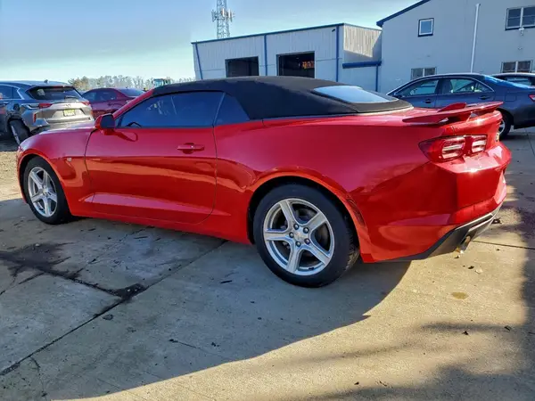 1G1FB3DS7K0153567 2019 CHEVROLET CAMARO - Image 2
