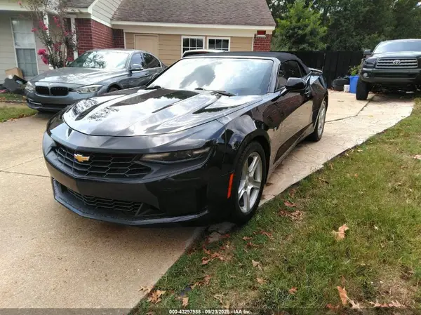 1G1FB3DS7L0111370 2020 CHEVROLET CAMARO - Image 2