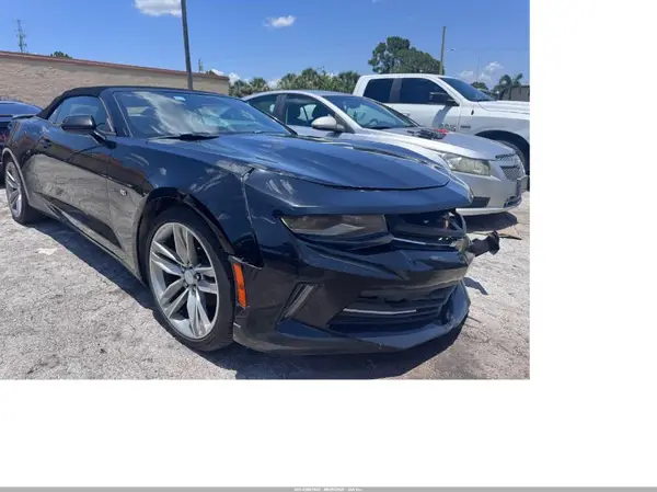 1G1FB3DS8H0174808 2017 CHEVROLET CAMARO - Image 1