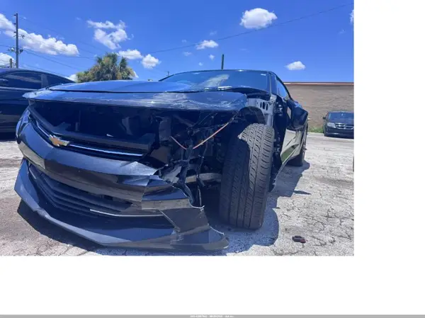 1G1FB3DS8H0174808 2017 CHEVROLET CAMARO - Image 2