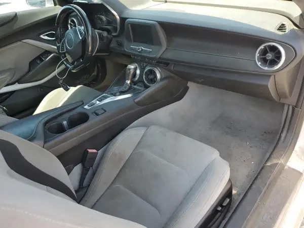 1G1FB3DS8J0115750 2018 CHEVROLET CAMARO - Image 8