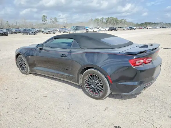 1G1FB3DS8L0105268 2020 CHEVROLET CAMARO - Image 2