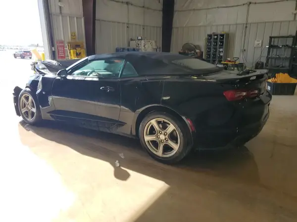 1G1FB3DS9L0105876 2020 CHEVROLET CAMARO - Image 2