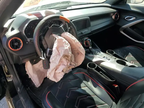 1G1FB3DSXJ0122375 2018 CHEVROLET CAMARO - Image 8