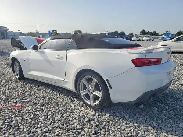 1G1FB3DX0J0158202 2018 CHEVROLET CAMARO - Image 2