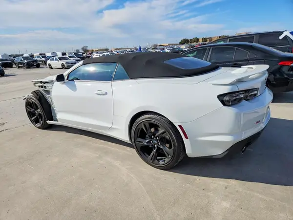 1G1FB3DX0P0123247 2023 CHEVROLET CAMARO - Image 2