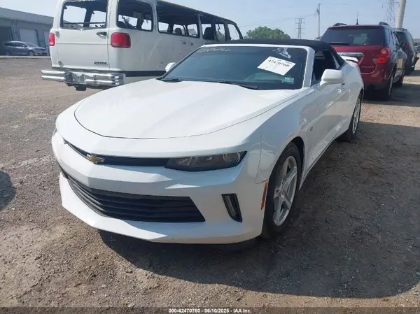 1G1FB3DX1H0102411 2017 CHEVROLET CAMARO - Image 2