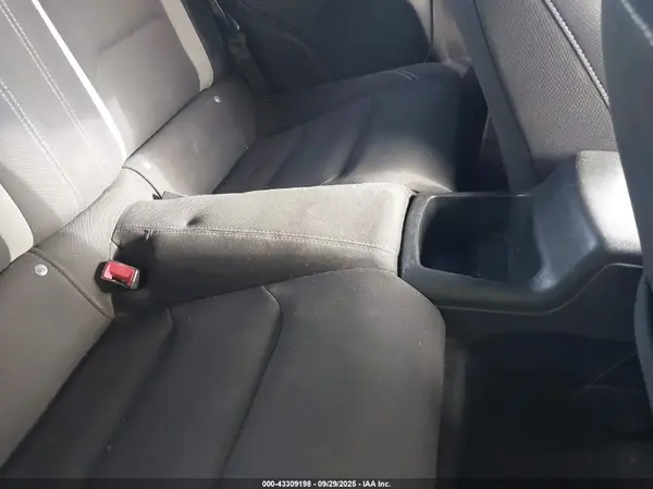 1G1FB3DX1H0212102 2017 CHEVROLET CAMARO - Image 8