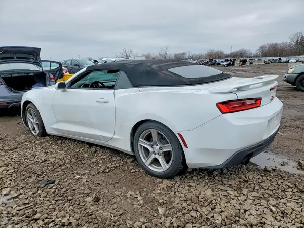 1G1FB3DX1J0162100 2018 CHEVROLET CAMARO - Image 2