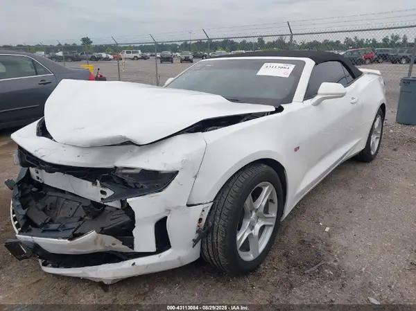 1G1FB3DX1L0106953 2020 CHEVROLET CAMARO - Image 2