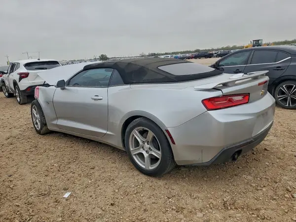 1G1FB3DX2J0132796 2018 CHEVROLET CAMARO - Image 2
