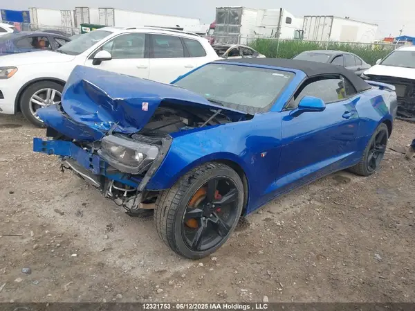 1G1FB3DX3J0178573 2018 CHEVROLET CAMARO - Image 2