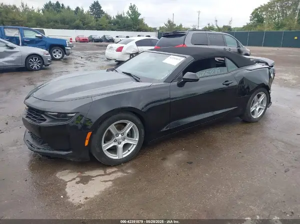 1G1FB3DX3K0132114 2019 CHEVROLET CAMARO - Image 2