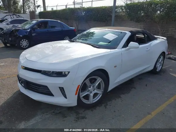 1G1FB3DX4J0131584 2018 CHEVROLET CAMARO - Image 2
