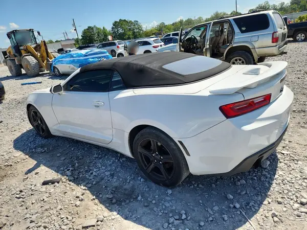 1G1FB3DX4J0157098 2018 CHEVROLET CAMARO - Image 2