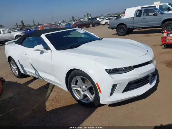1G1FB3DX4J0157800 2018 CHEVROLET CAMARO - Image 1