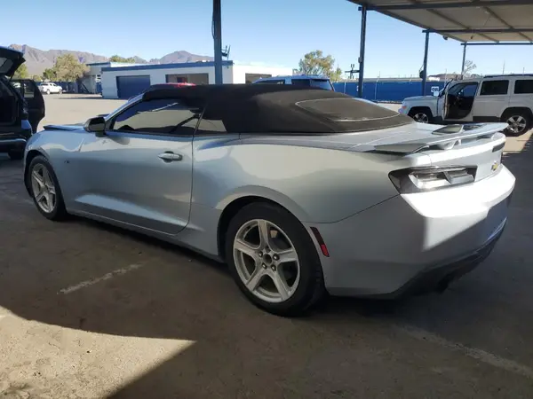 1G1FB3DX6J0132557 2018 CHEVROLET CAMARO - Image 2