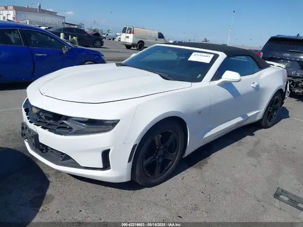1G1FB3DX6L0111596 2020 CHEVROLET CAMARO - Image 2
